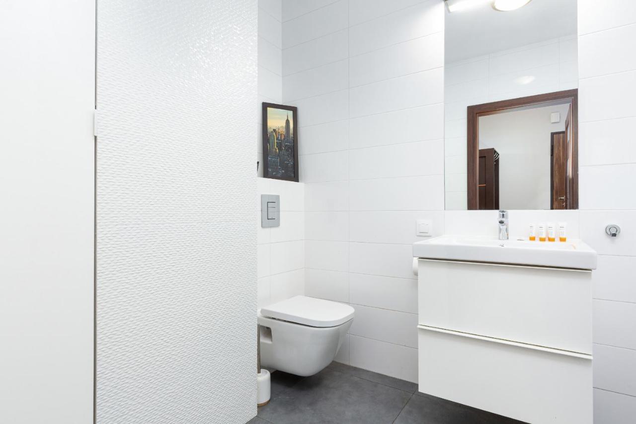 Apartamenty Bliska Praga By Noclegi Renters Warsaw Exterior photo