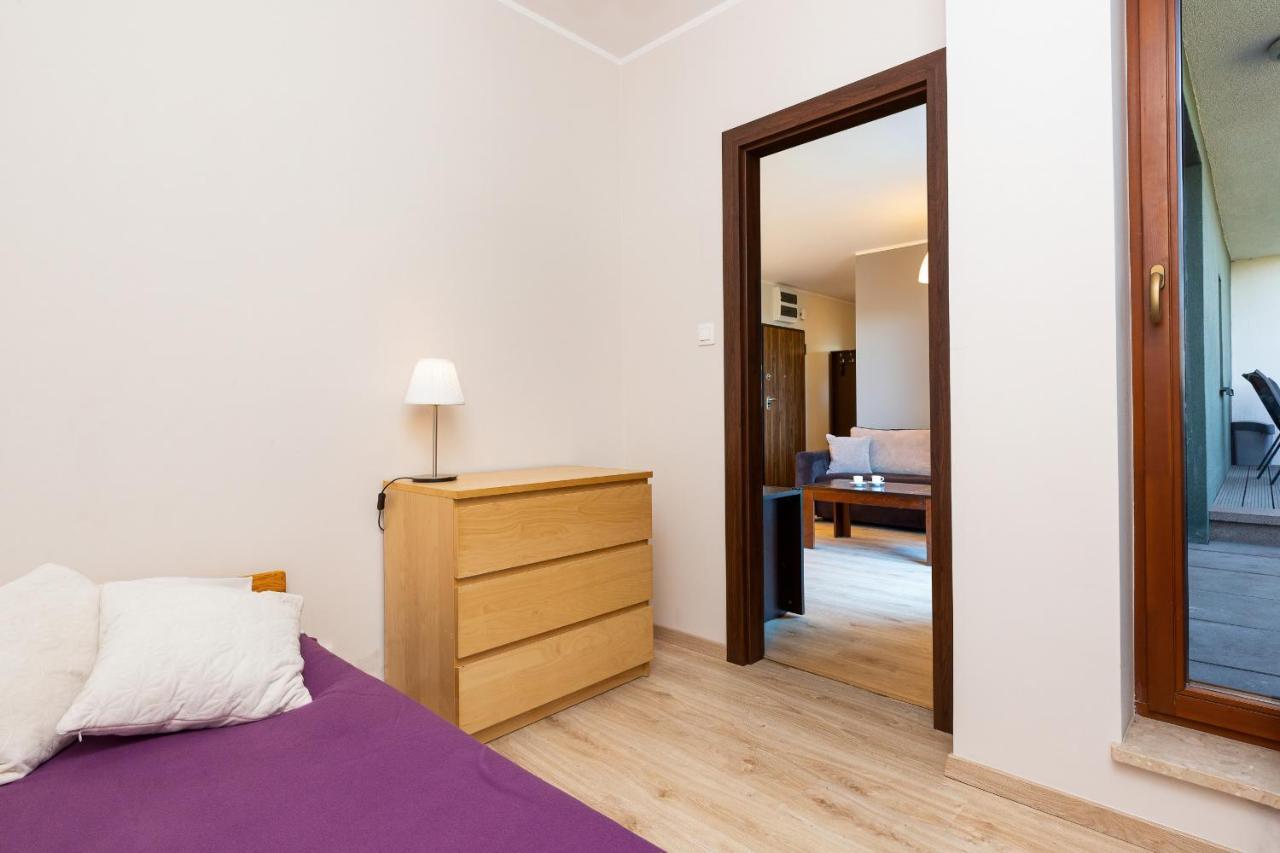 Apartamenty Bliska Praga By Noclegi Renters Warsaw Exterior photo